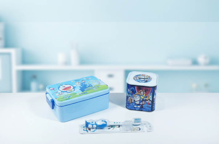 Pack of 3 Amazing Kids School Set – Lunch Box, Money Box & Toothbrush