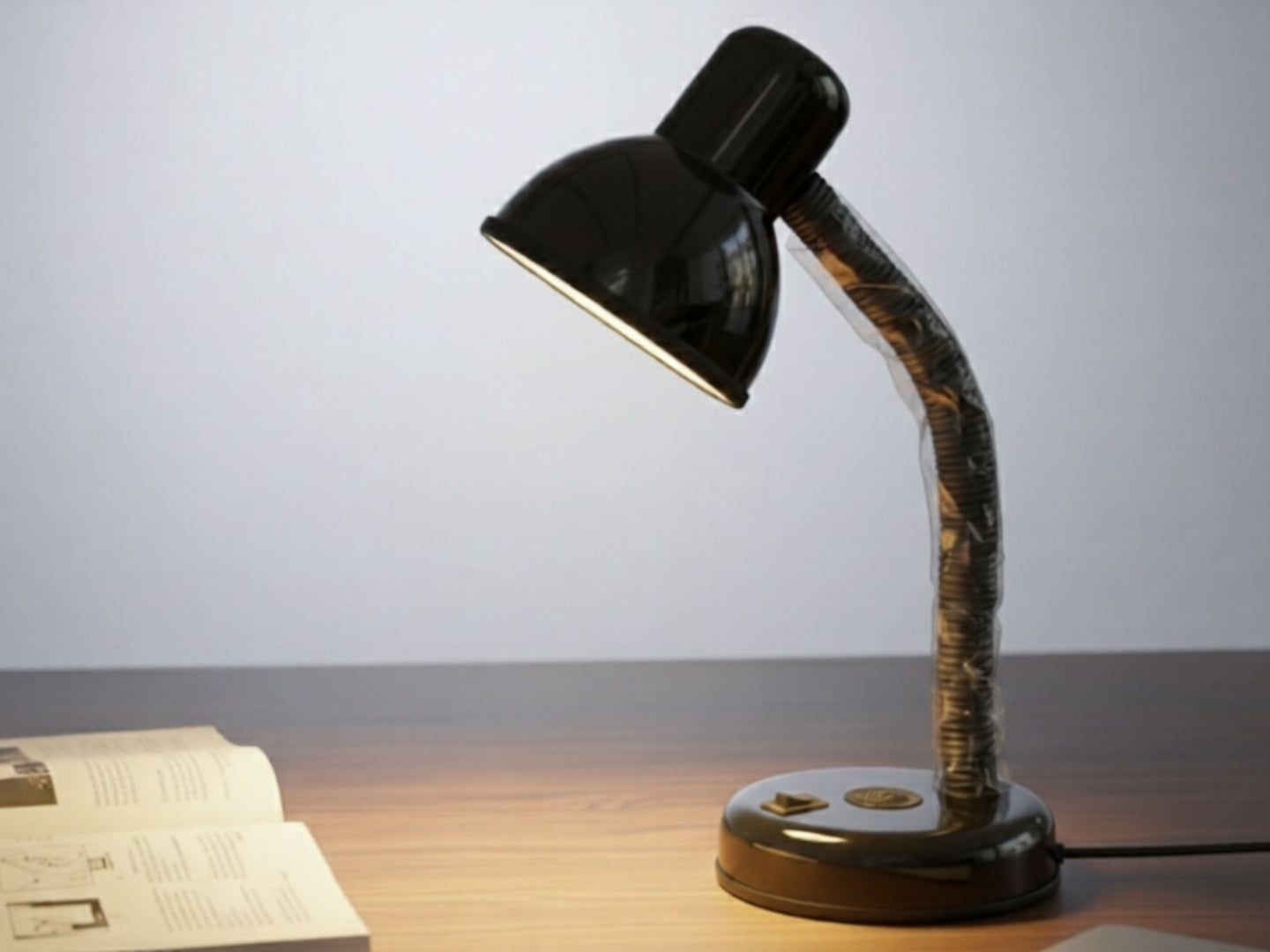 Best Quality Study Table Lamp With Free LED 12W free Bulb